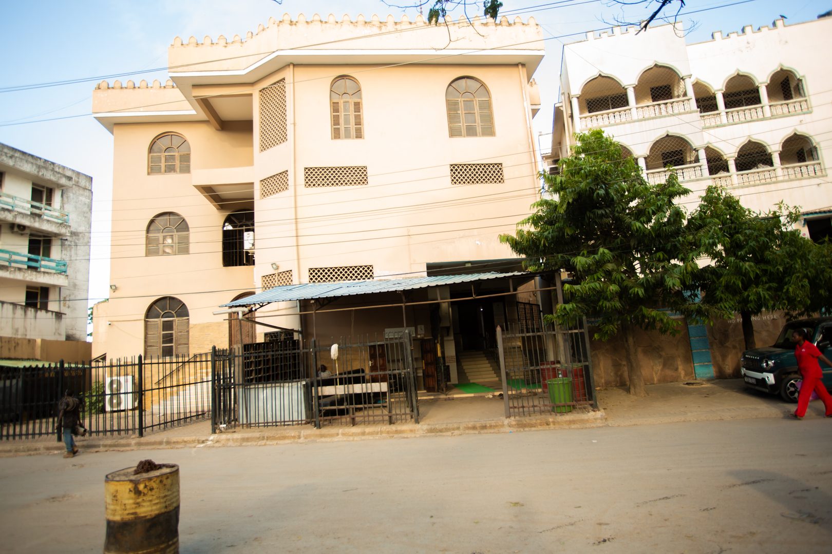 Masjid Al-Furqan — Exterior